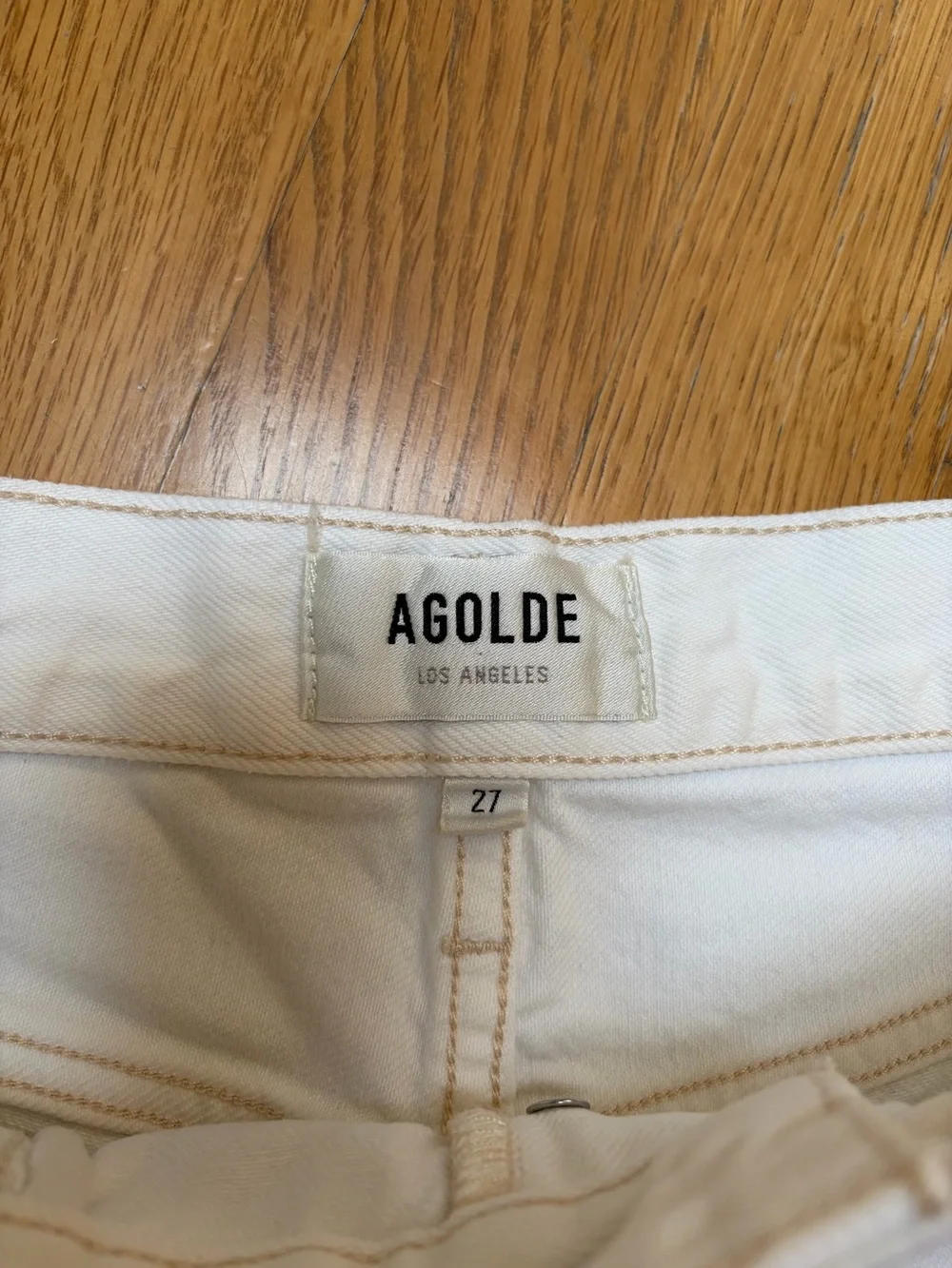 AGOLDE Parker Long Shorts Panna Cotta White 27 — only worn twice!